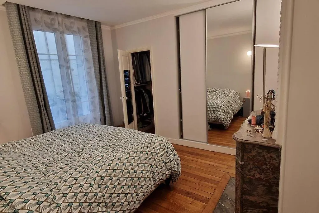 Apartament Magnifique De Charme Au Coeur De Paryż