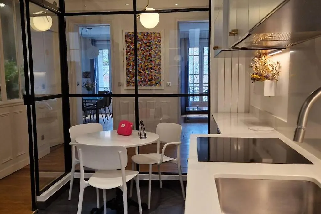 Magnifique De Charme Au Coeur De Apartament Paryż